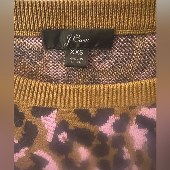 JCrew leopard sweater in navy and pink - Picture 3 of 6